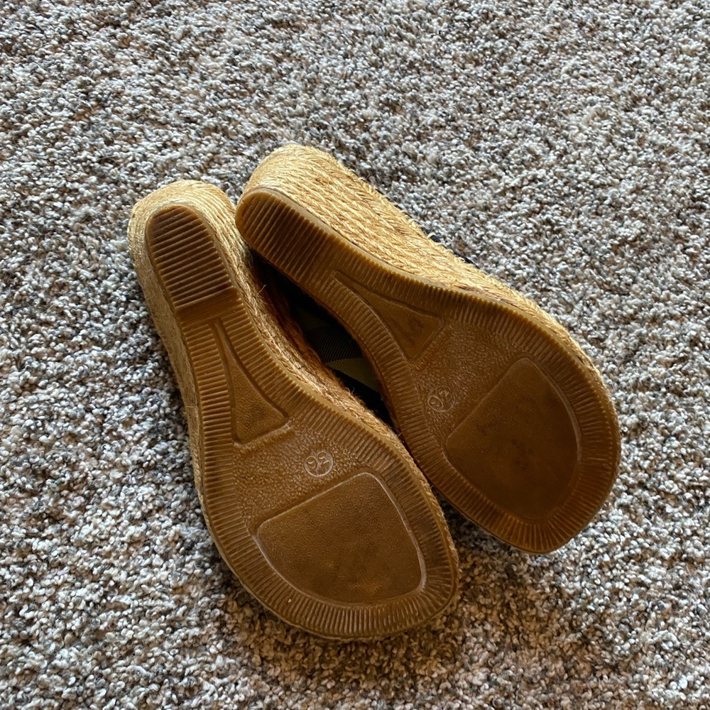 Burberry Plaid Wedge Sandals in Yellow and Brown - Picture 3 of 6